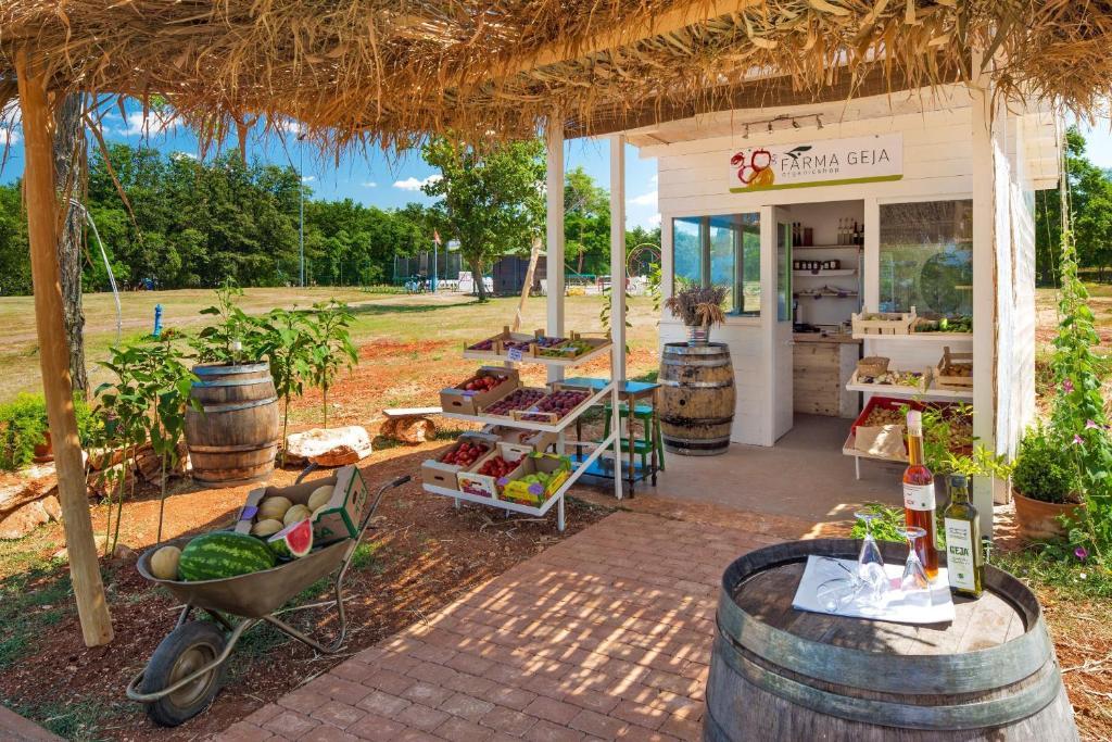 Camping Park Umag Mobile Homes Каригадор Экстерьер фото